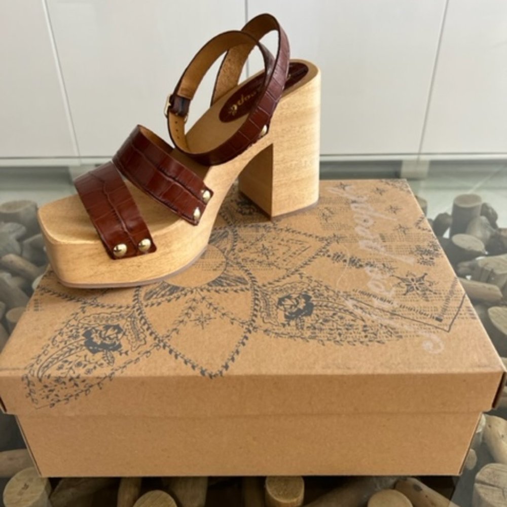 FREE PEOPLE Mallory Leather Clog Sandals